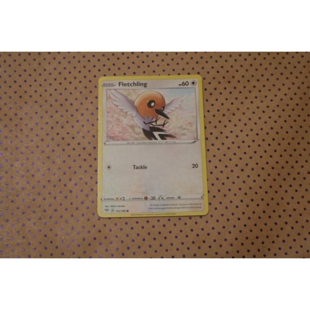 Fletchling 151/189 Pokemon Card (2020)